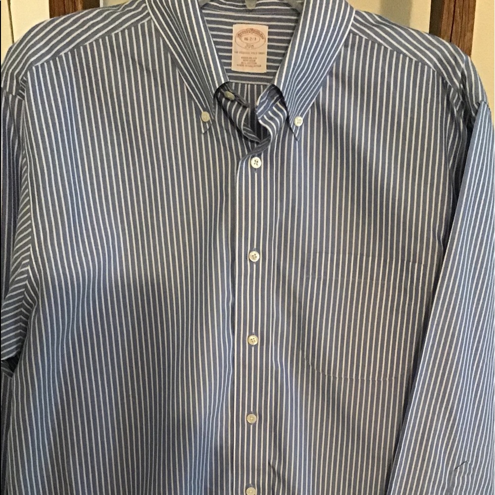 Men’s Brooks Brothers dress shirt
